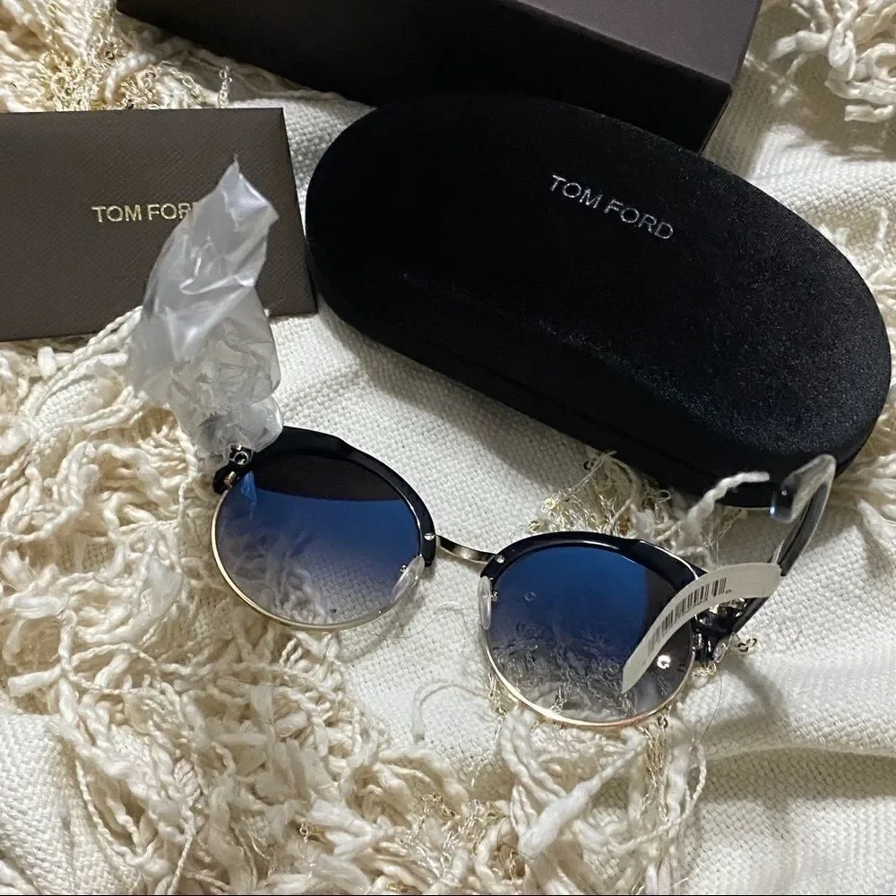 Tom Ford 54mm Alissa Sunglasses - Picture 7 of 14